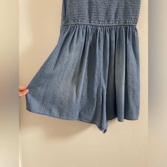 Hollister Romper Blue Light Denim Medium Sleeveless - Picture 7 of 8